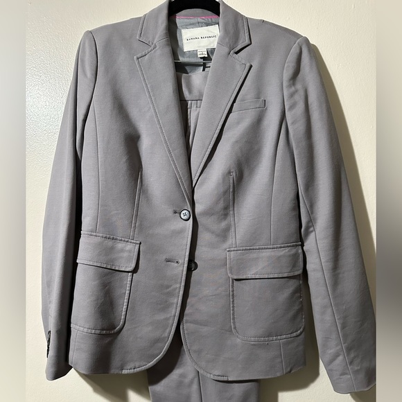 Banana Republic pantsuit - Picture 1 of 2